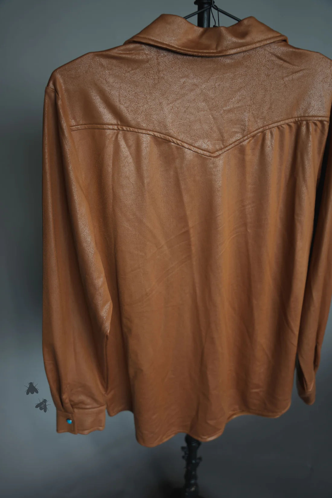 Saddle Pearl Snap Top