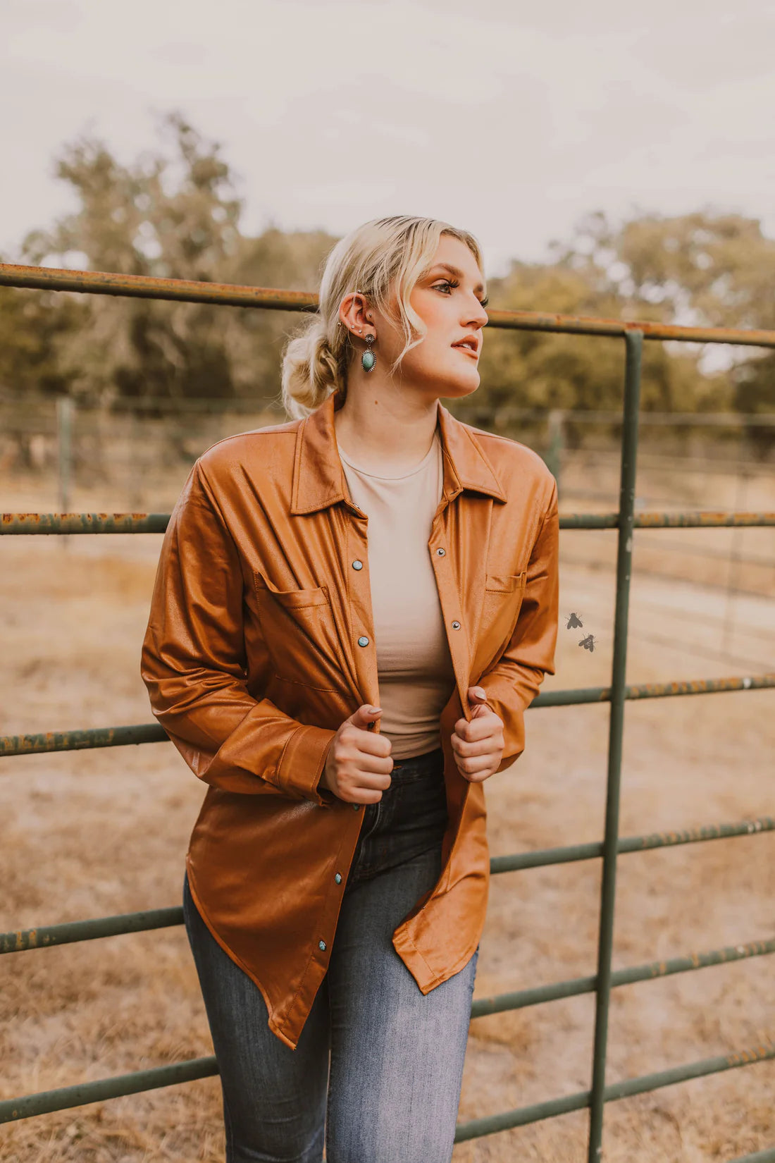 Saddle Pearl Snap Top